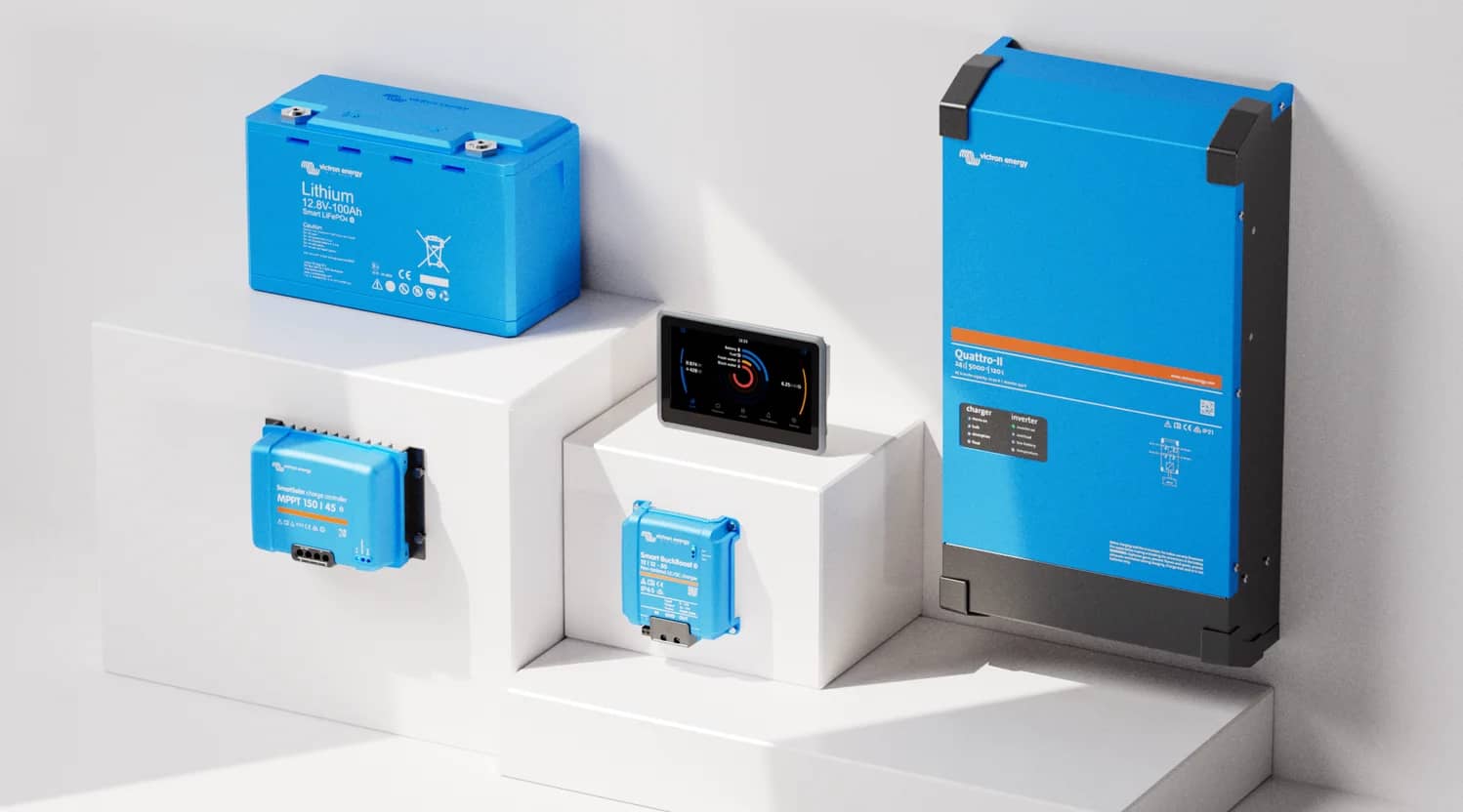 Victron-system med litiumbatteri, inverter/oplader, MPPT og GX-touchdisplay